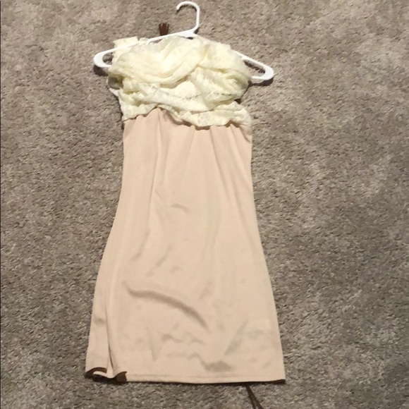 Ivory Maxi dress - Picture 2 of 5